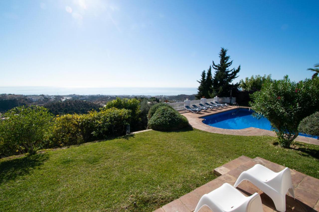 Gran Villa Con Vistas Al Mar Y Piscina Privada มาลากา ภายนอก รูปภาพ