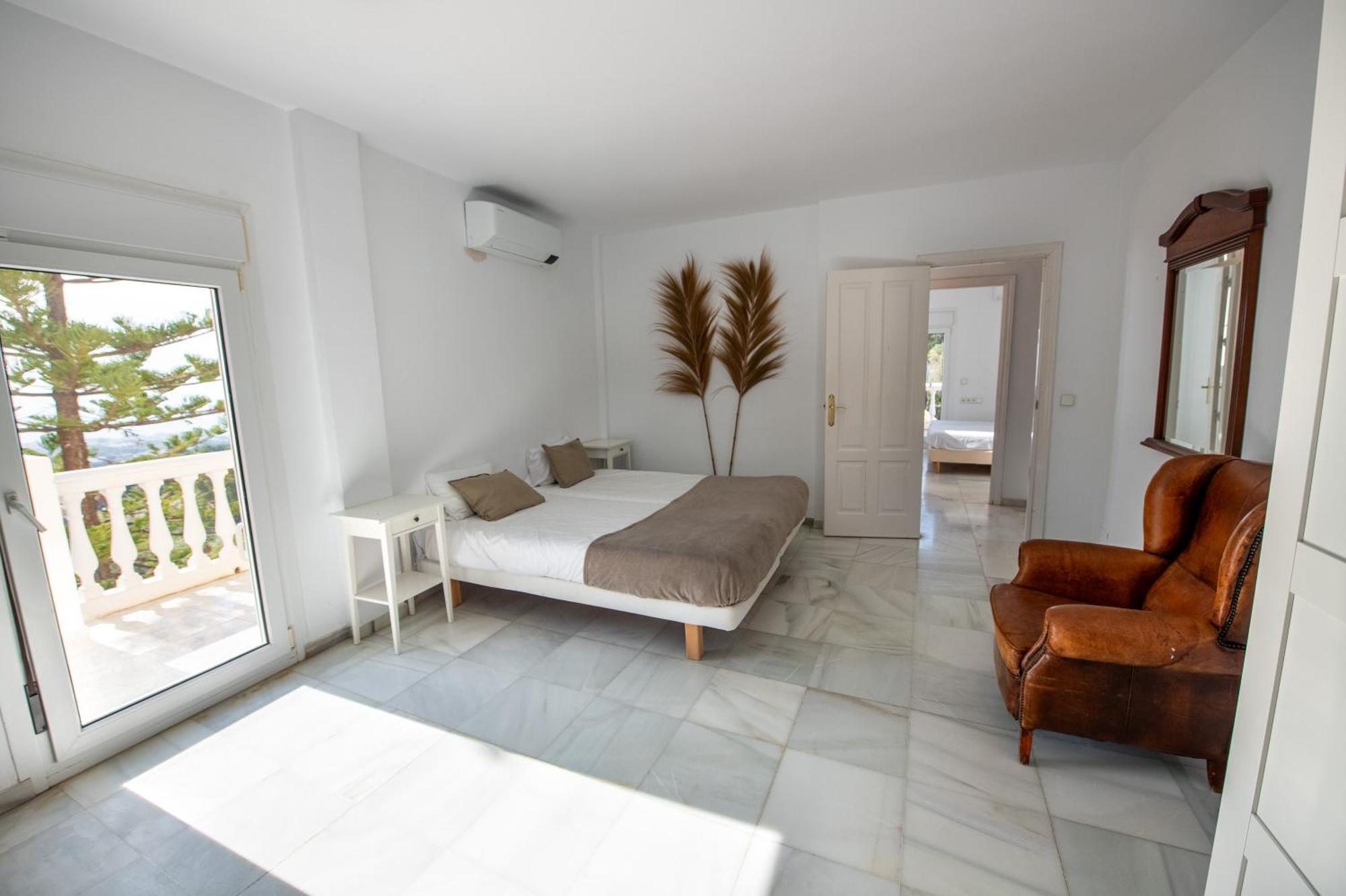 Gran Villa Con Vistas Al Mar Y Piscina Privada มาลากา ภายนอก รูปภาพ