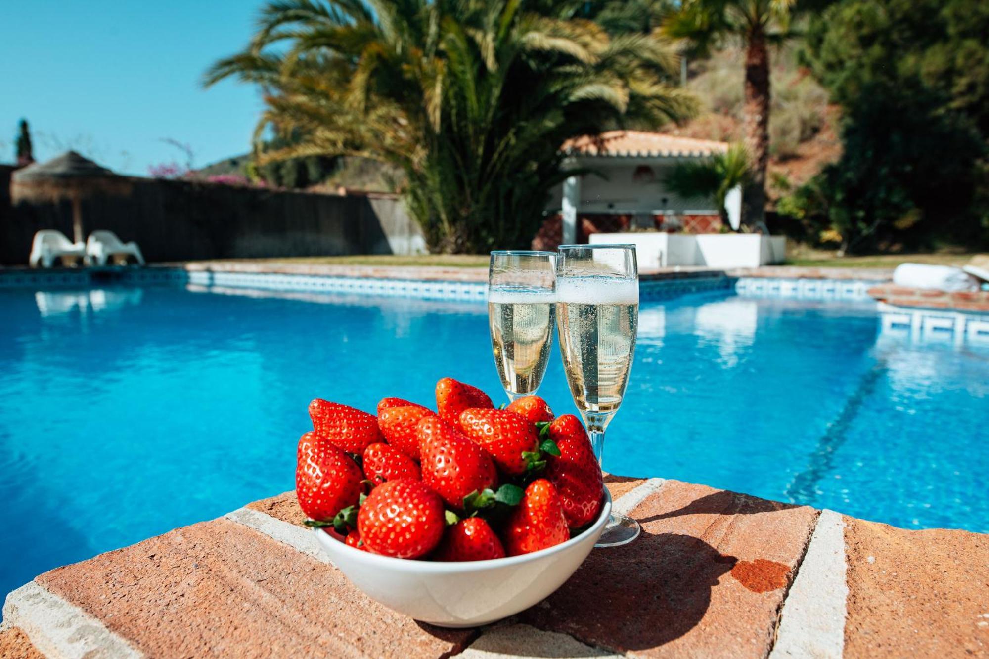 Gran Villa Con Vistas Al Mar Y Piscina Privada มาลากา ภายนอก รูปภาพ